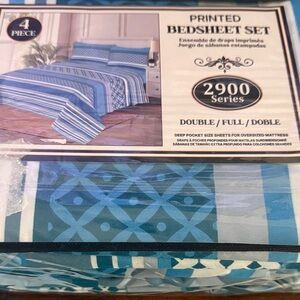 Printed Blue Bedsheet Set - 4 Piece